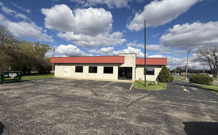 Pictures of Retail, Office property located at 500 W CALUMET ST, APPLETON, WI 54915 for sales - image #1