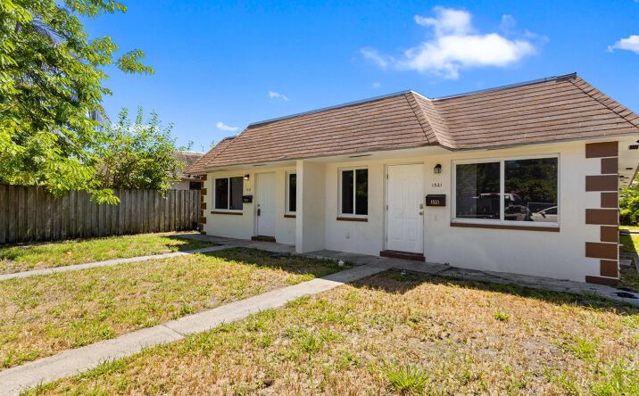 Pictures of Multifamily property located at 1519-1521 NW 8th Avenue, Fort Lauderdale, FL 33311 for sales - image #1