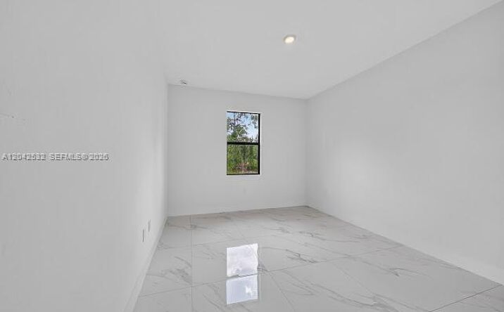 Pictures of Multifamily property located at 928-930 Hepburn Ave, Lehigh Acres, FL 33974 for sales - image #1