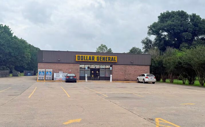 Pictures of Retail property located at 15620 MacArthur Rd, North Little Rock, AR 72118 for sales - image #1