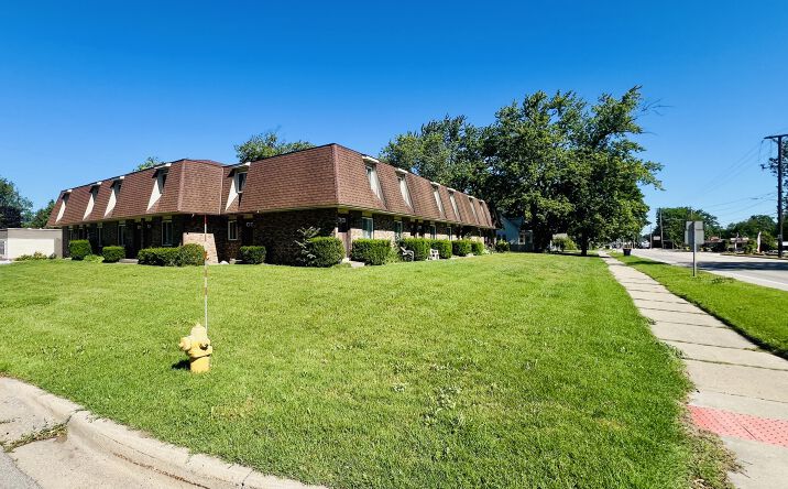 Pictures of Multifamily, Mixed Use property located at 956 LINCOLN AVE, HOLLAND, MI 49423 for sales - image #1