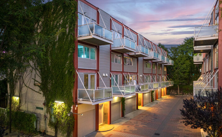Pictures of Mixed Use property located at 3450 Cahuenga Boulevard West, Los Angeles, CA 90068 for sales - image #1