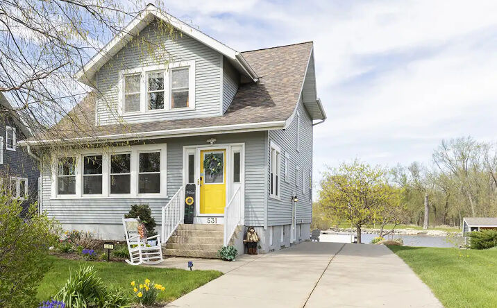 531 Milwaukee Avenue East, Fort Atkinson