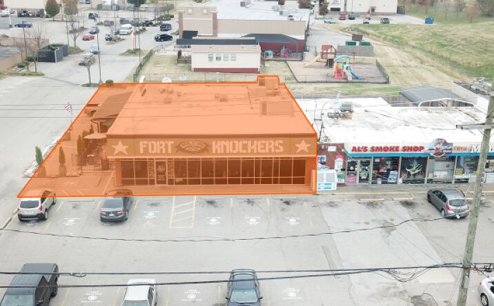 Pictures of Retail property located at 5501 Valley Station Rd, Louisville, KY 40272 for comps - image #1