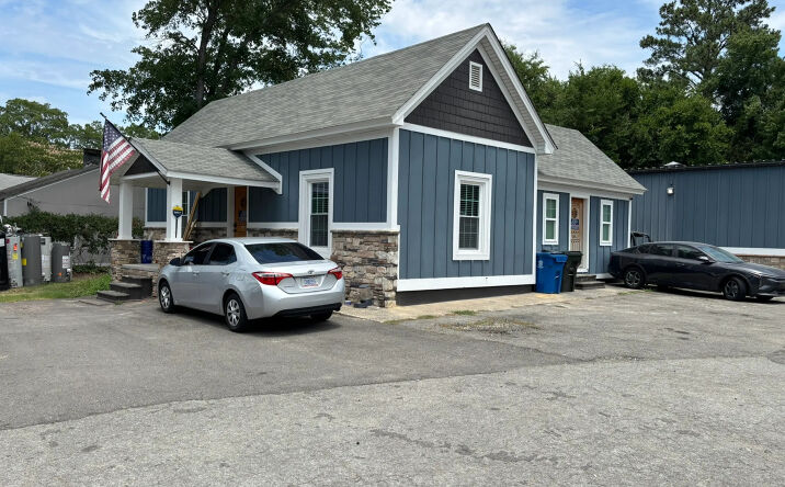 Pictures of Industrial property located at 1015 Ellis Road, Durham, NC 27703 for sales - image #1