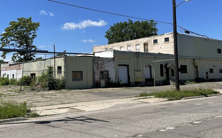 Pictures of Industrial property located at 619 East Washington Avenue, Jackson, MI 49203 for sales - image #1