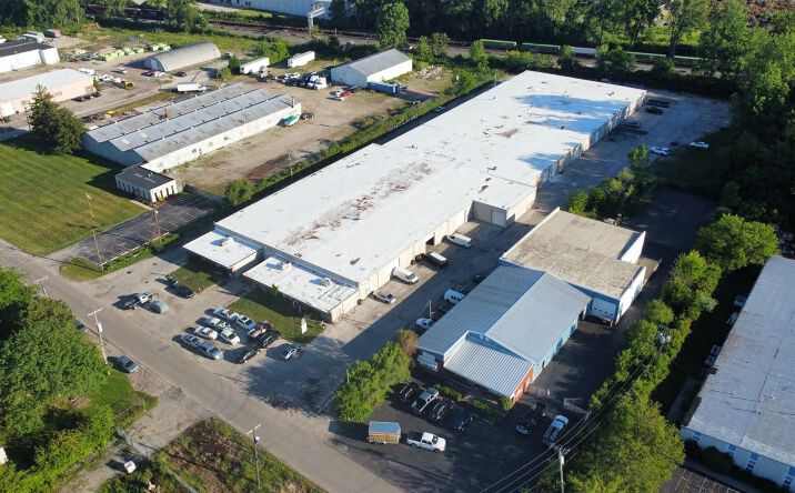 Pictures of Industrial property located at 3032 South Avenue, Toledo, OH 43609 for sales - image #1