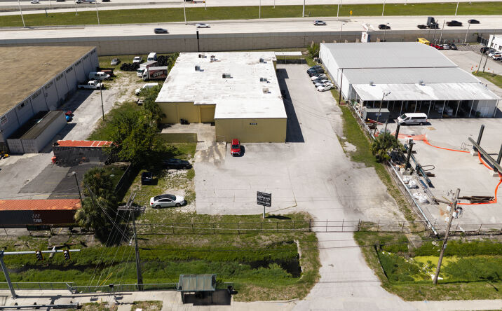 Pictures of Industrial property located at 4315 East Columbus Drive, Tampa, FL 33605 for sales - image #1