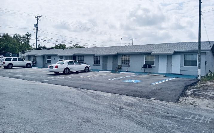 9718 N Nebraska, Tampa
