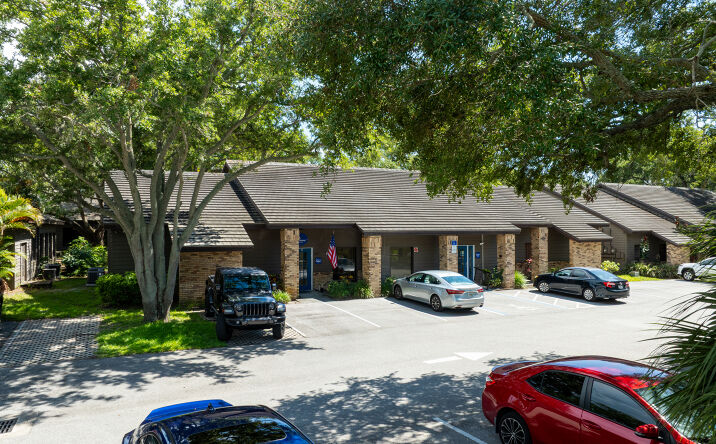 Pictures of Office property located at 28469 US Hwy 19 N Bldg 5, Clearwater, FL 33761 for sales - image #1