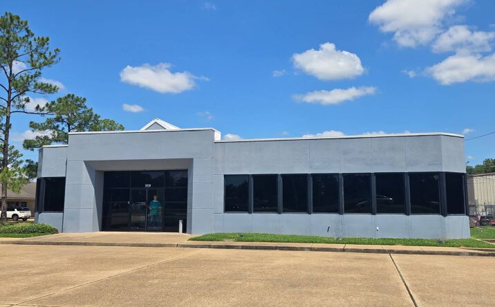 Pictures of Office property located at 3820 Hwy 28 West, Alexandria, LA 71303 for sales - image #1