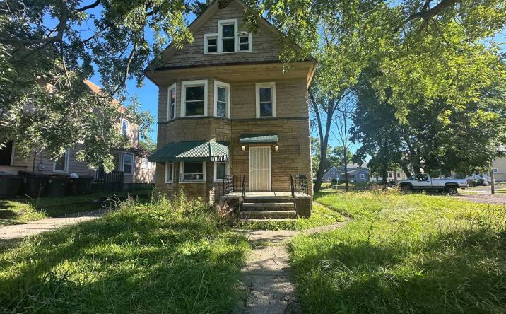 Pictures of Mixed Use property located at 905 E Buchtel Ave, Akron, OH 44305 for sales - image #1