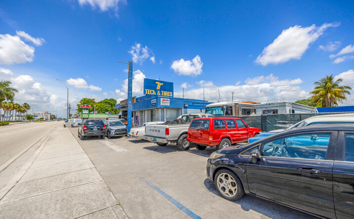 Pictures of Mixed Use, Retail property located at 8765 Bird Rd, Miami, FL 33165 for sales - image #1