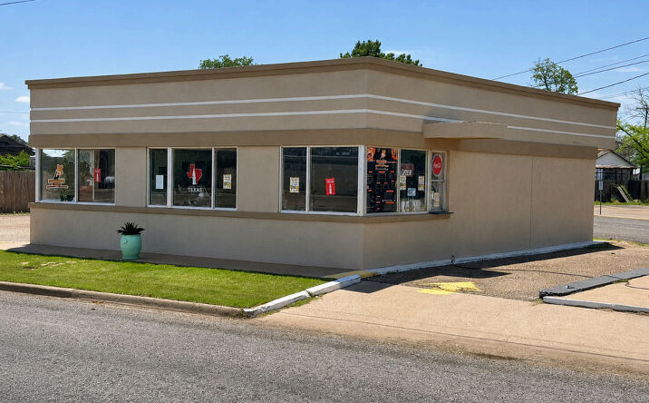 Pictures of Retail property located at 709 Main Street, Wolfforth, TX 79382 for sales - image #1