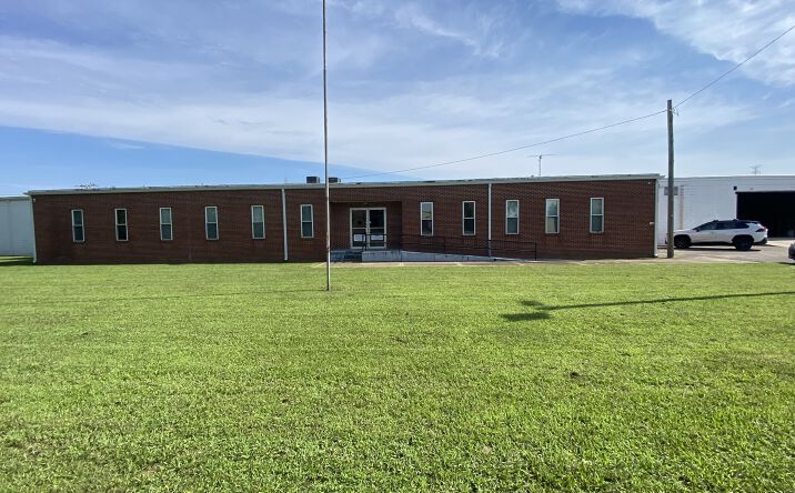 Pictures of Industrial property located at 1031 South Green Street, Tupelo, MS 38804 for sales - image #1