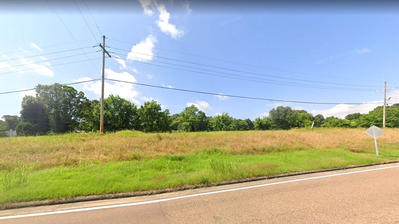 4761 Goodman Road West, Horn Lake, MS 38637
