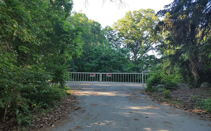 Pictures of Land property located at 27 Howe Street, Auburn, MA 01501 for sales - image #1