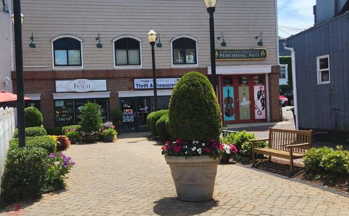 Pictures of Mixed Use property located at 310 New York Avenue, Huntington, NY 11743 for sales - image #1