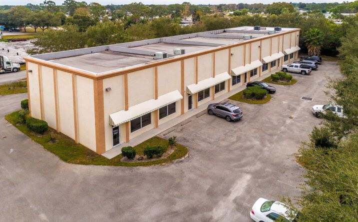 Pictures of Industrial property located at 1613 91st Court, Vero Beach, FL 32966 for sales - image #1