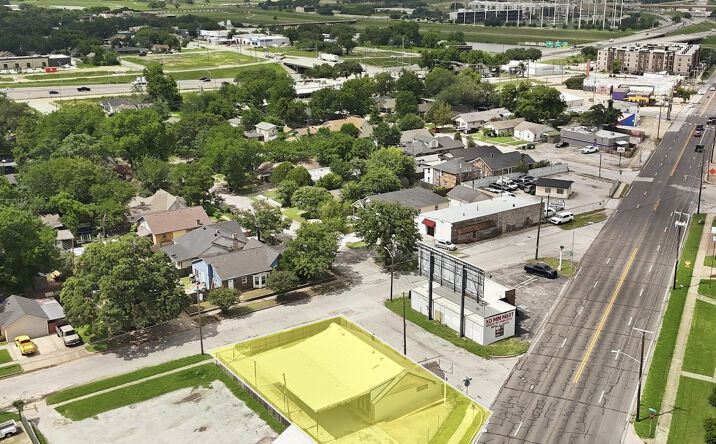 Pictures of Retail, Office, Mixed Use property located at 2800 E Belknap St, Fort Worth, TX 76111 for sales - image #1