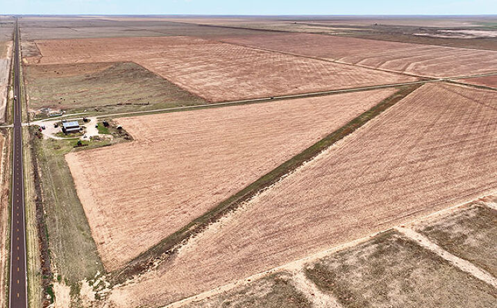 Pictures of Land property located at Adrian, Texas, Adrian, TX 79001, Adrian, Texas, Adrian, TX 79092 for sales - image #1