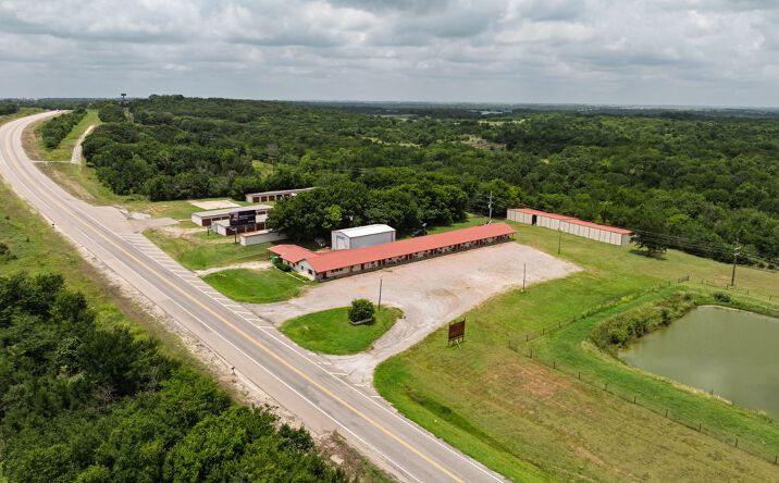 Pictures of Hospitality, Mixed Use property located at 1856 Highway 70 E, Kingston, OK 73439 for sales - image #1