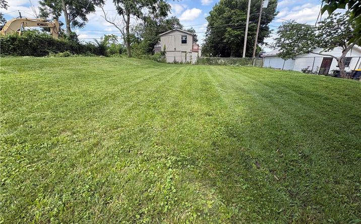 Pictures of Land, Multifamily property located at 2934 Jarboe Street, Kansas City, MO 64108 for sales - image #1