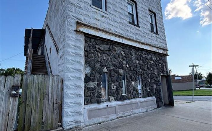 Pictures of Retail property located at 1019 Osage Avenue, Kansas City, KS 66105 for sales - image #1