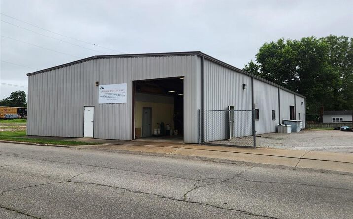 Pictures of Industrial property located at 606 E 7th Street, Pittsburg, KS 66762 for sales - image #1