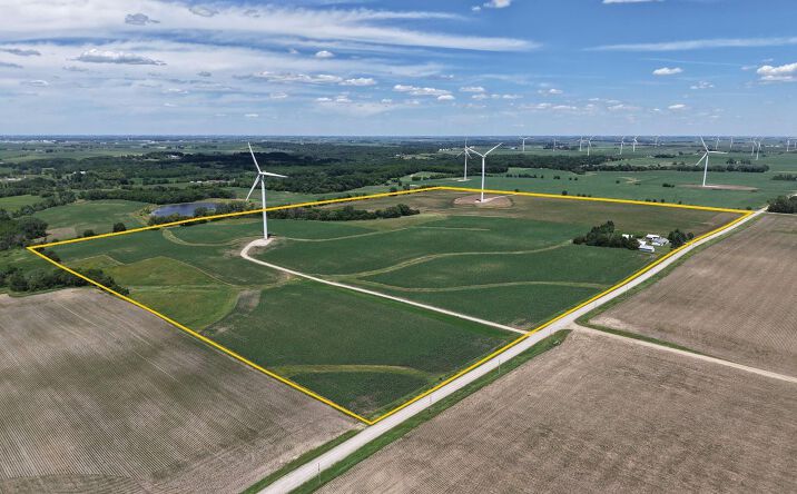Pictures of Land property located at 80th St., Hampton, IA 50441 for sales - image #1