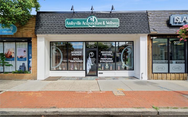 Pictures of Business for Sale, Office property located at 209 Broadway, Amityville, NY 11701 for sales - image #1