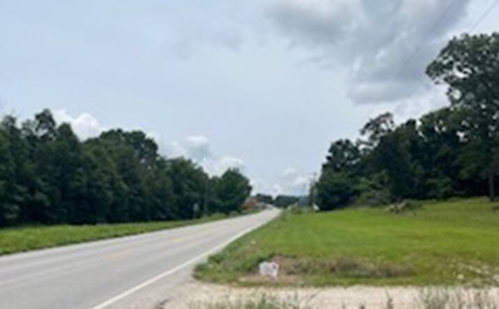 14561 Highway 7, Warsaw