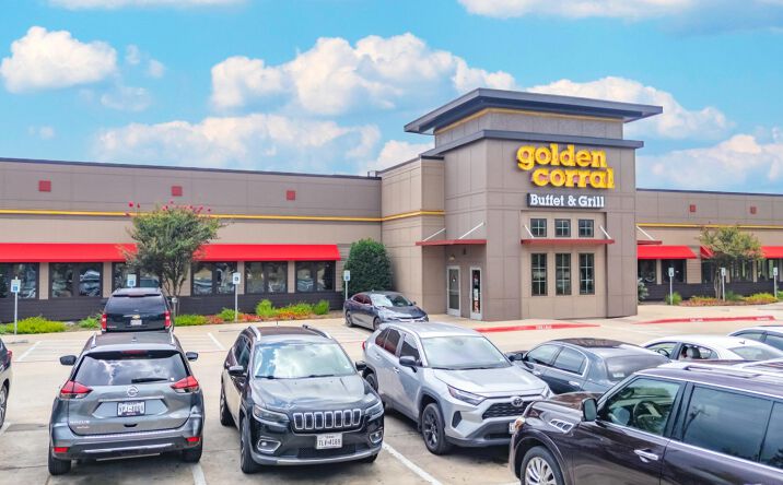 Pictures of Retail property located at 7300 South Interstate 35 Frontage Road, Austin, TX 78745 for sales - image #1