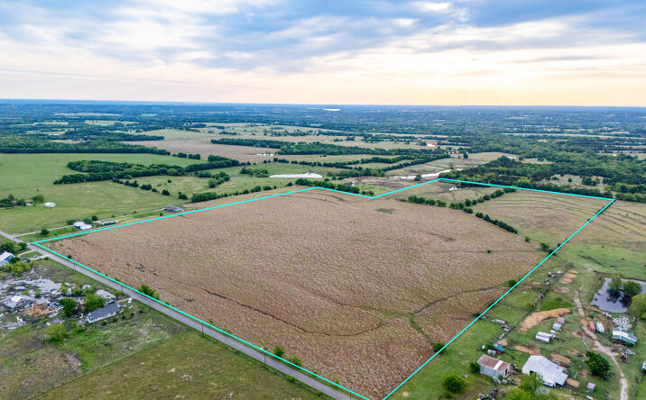 Pictures of Land property located at 950 Old Ida Road, Sherman, TX 75090 for sales - image #1