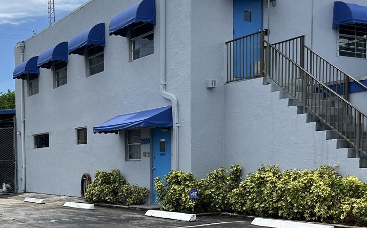 Pictures of Office, Industrial, Mixed Use property located at 2930 NW 17 Terrace, Oakland Park, FL 33311 for sales - image #1