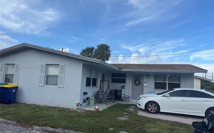 Pictures of Multifamily property located at 101 NW 13th Ave, Dania Beach, FL 33004 for sales - image #1