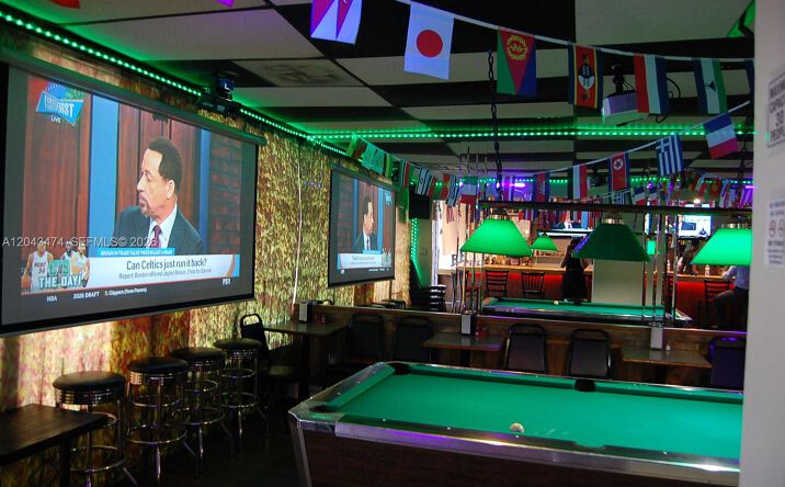 Pictures of Business for Sale, Retail property located at 883 W 29, Hialeah, FL 33012 for sales - image #1