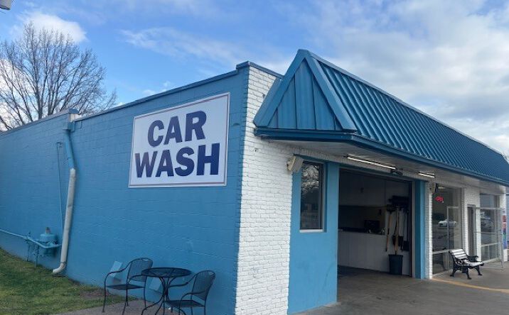 Pictures of Retail, Special Purpose property located at 1619 E 10th St, Jeffersonville, IN 47130 for sales - image #1