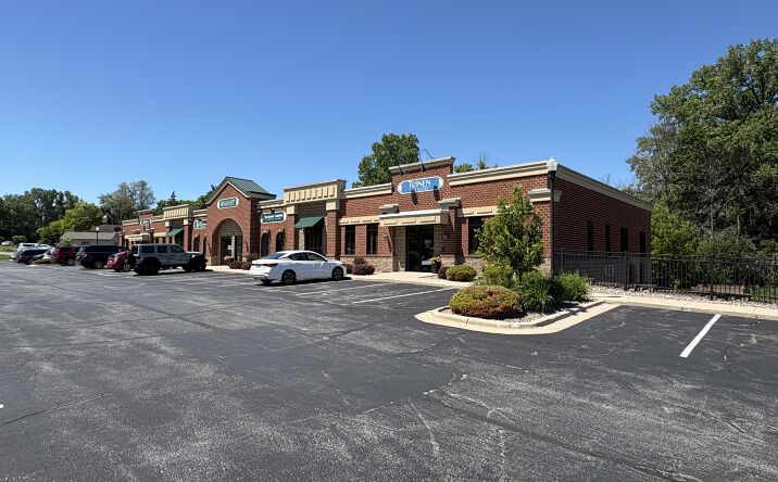 Pictures of Retail, Office property located at 2830 CURRY CT, GREEN BAY, WI 54311-4877 for sales - image #1