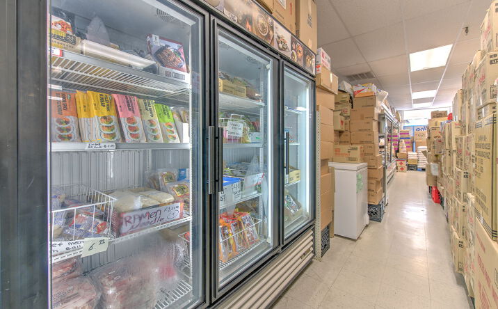 Pictures of Retail, Business for Sale property located at 1751 East Edgewood Drive, Lakeland, FL 33803 for sales - image #1