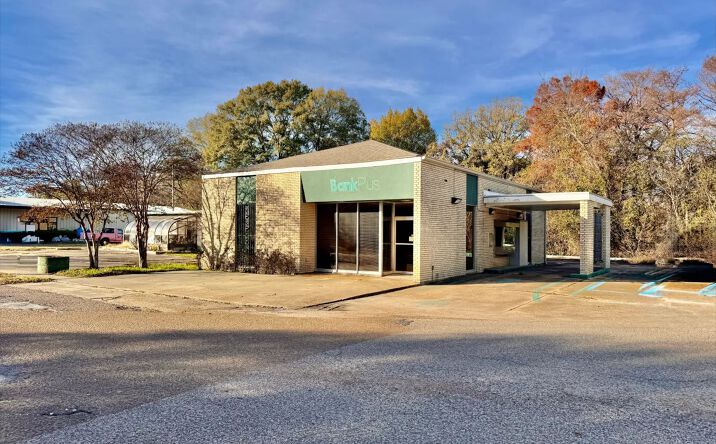 Pictures of Mixed Use, Land property located at 100 Julia Street, Isola, MS 39426 for sales - image #1