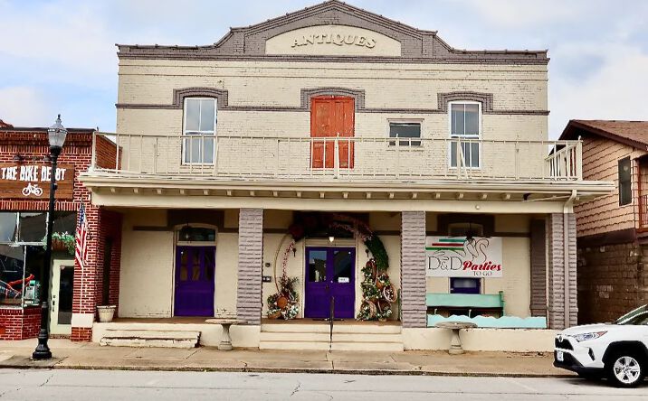 Pictures of Retail property located at 108 N West Main Street, Easley, SC 29640 for sales - image #1
