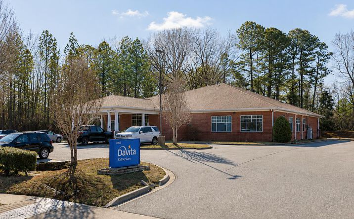 Pictures of Retail, Office, Special Purpose property located at 2049 East Shelby Drive, Memphis, TN 38116 for sales - image #1