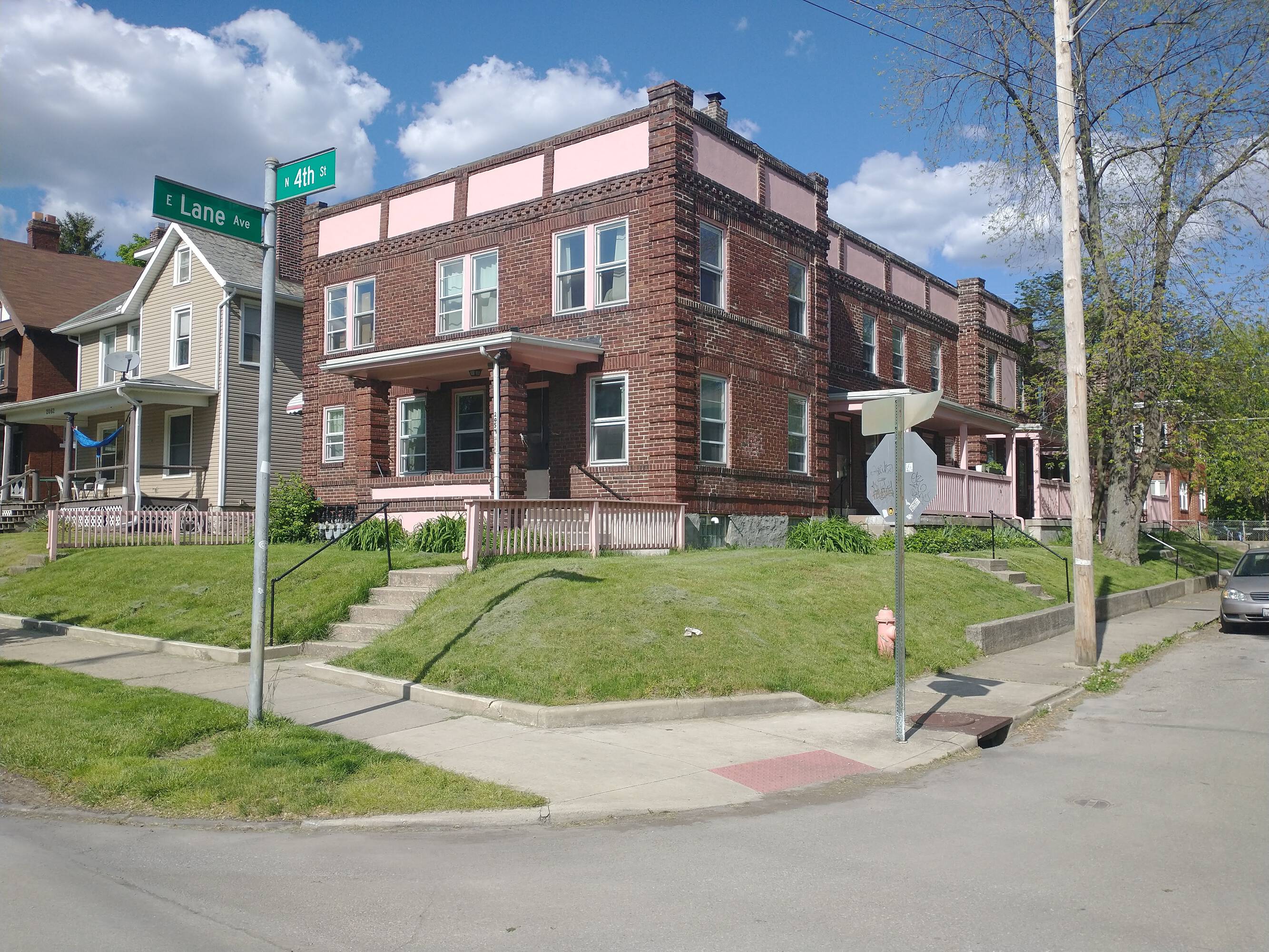 2054 N Fourth St  
