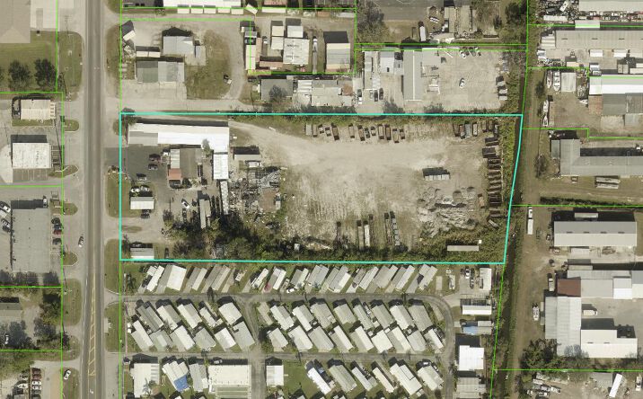Pictures of Retail, Industrial property located at 6127 15th Street East, Bradenton, FL 34203 for sales - image #1