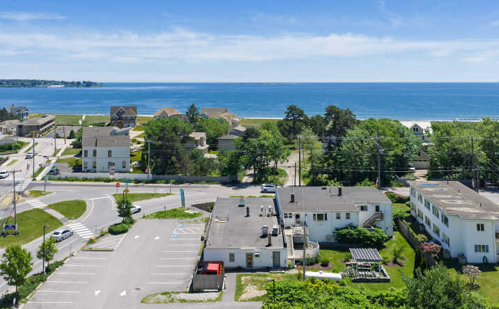 Pictures of Retail, Mixed Use property located at 3 E GRAND AVE, SCARBOROUGH, ME 04074-7224 for sales - image #1