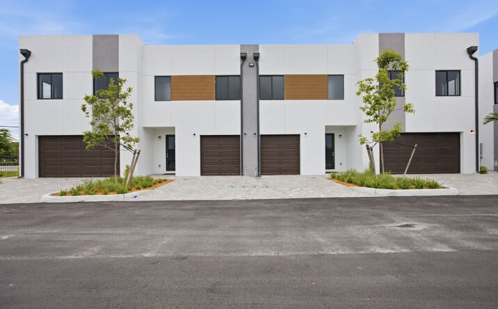 Pictures of Multifamily, Land property located at 1546 Northwest 1st Avenue, Pompano Beach, FL 33060 for sales - image #1