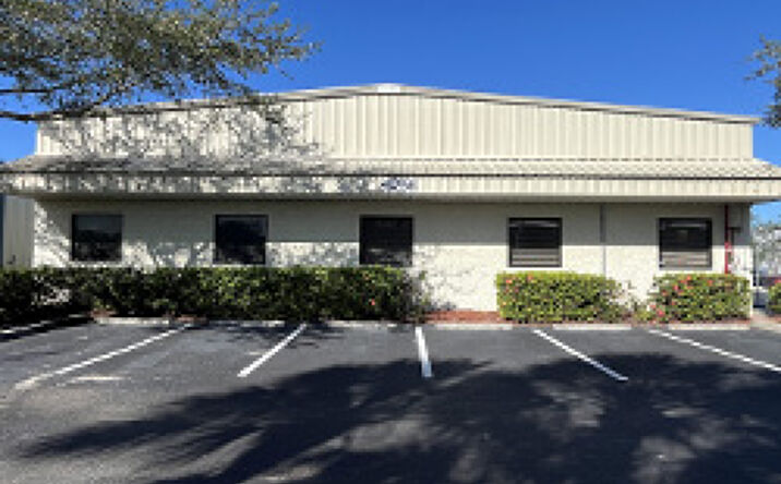 Pictures of Industrial property located at 3756 IRONBRIDGE BLVD, FORT MYERS, FL 33916-6508 for sales - image #1