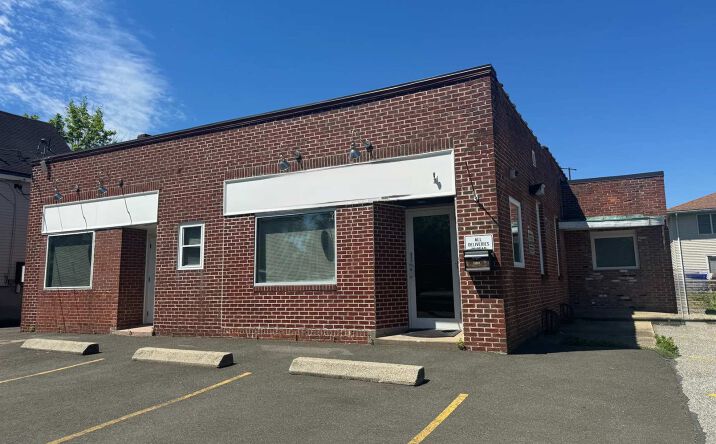 2 Weston Street, Wilbraham