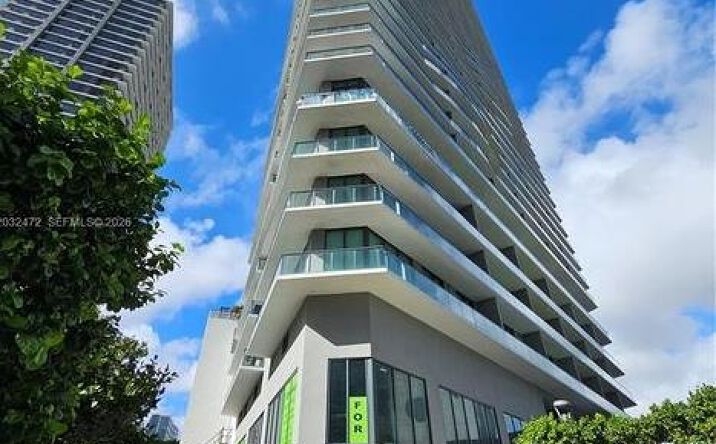 Pictures of Retail property located at 501 NE 31st St #CU-1, Miami, FL 33137 for sales - image #1
